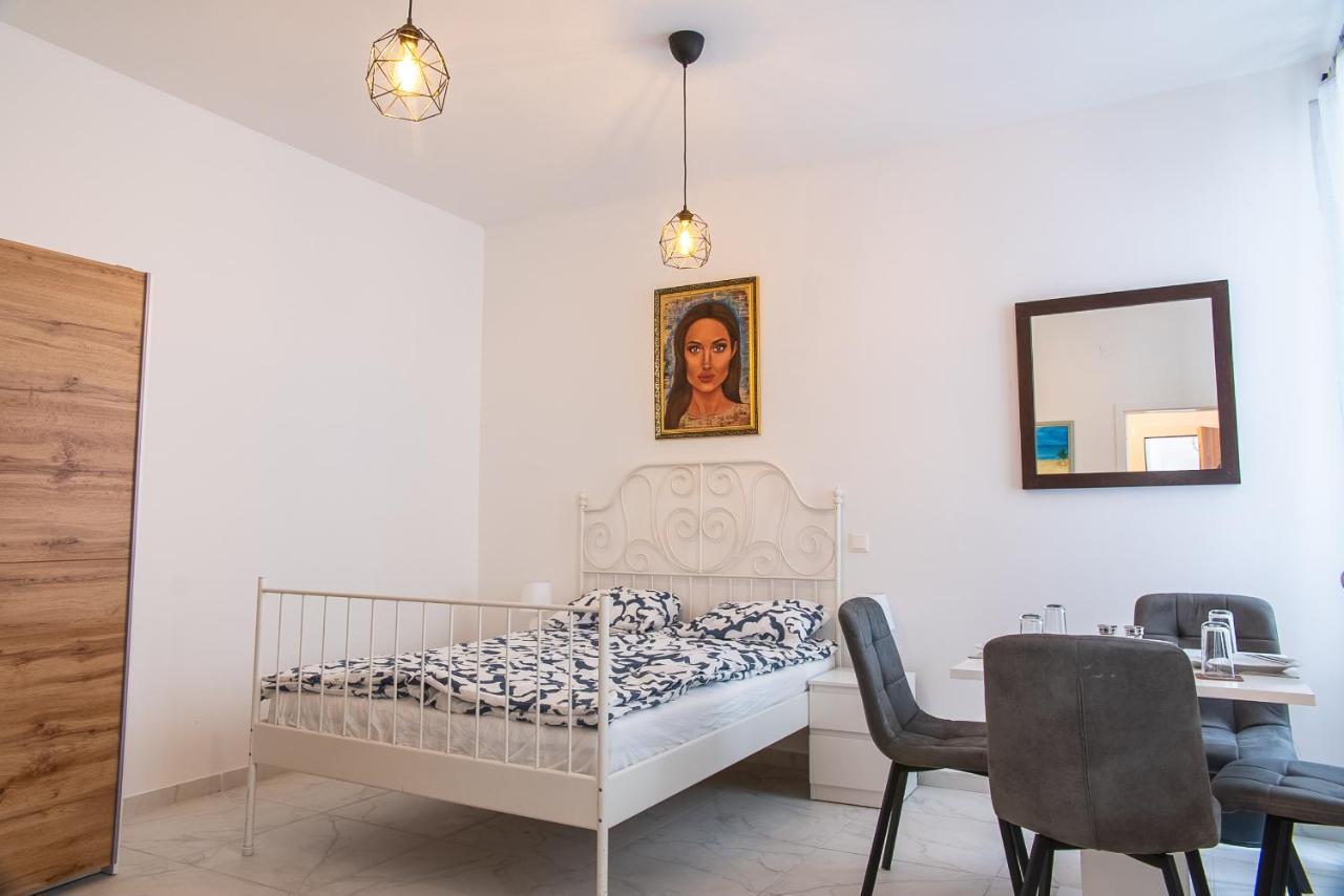 Family&Friends Apartments Schoenbrunn Βιέννη Εξωτερικό φωτογραφία